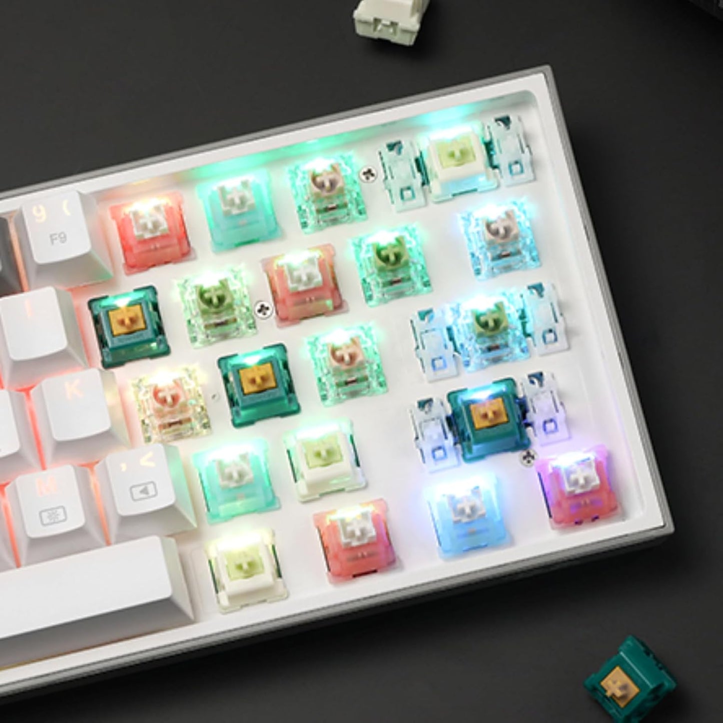 Redragon Maple A120 Soft Linear Mechanical Switches, 3-Pin Plate Mounted Quiet Linear Equivalent, Hot-Swappable DIY Keyboard Switch Mod, 50 Million Click (70 pcs Switches, Keycap + Switch Puller)